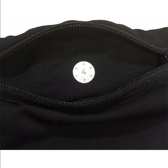 Lululemon Run Speed Up Short Mini Sweater Size 4 - Picture 5 of 7